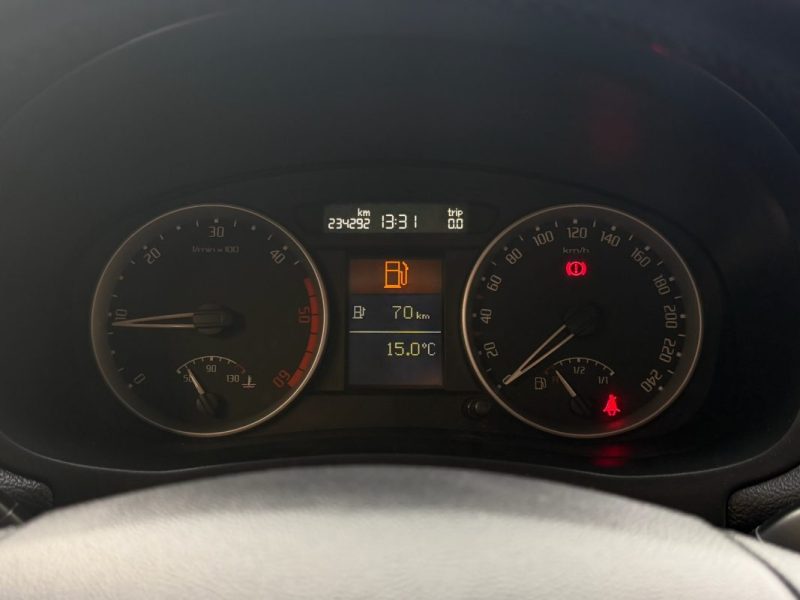 SKODA ROOMSTER 1.9 TDI 105 Cv TOIT PANORAMIQUE - PAIEMENT EN 4X POSSIBLE