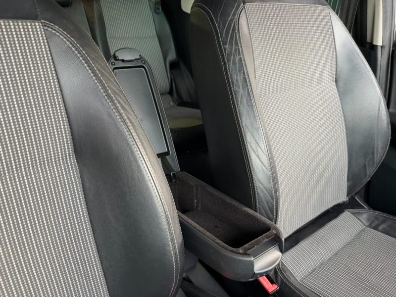 SKODA ROOMSTER 1.9 TDI 105 Cv TOIT PANORAMIQUE - PAIEMENT EN 4X POSSIBLE