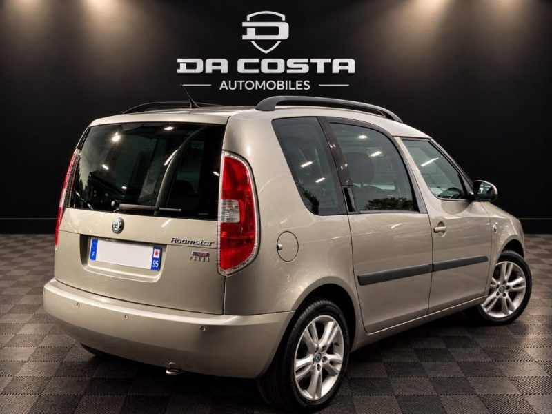 SKODA ROOMSTER 1.9 TDI 105 Cv TOIT PANORAMIQUE - PAIEMENT EN 4X POSSIBLE