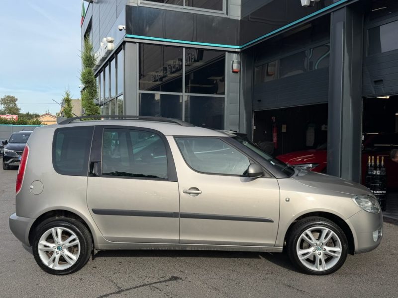 SKODA ROOMSTER 1.9 TDI 105 Cv TOIT PANORAMIQUE - PAIEMENT EN 4X POSSIBLE