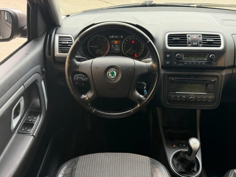 SKODA ROOMSTER 1.9 TDI 105 Cv TOIT PANORAMIQUE - PAIEMENT EN 4X POSSIBLE