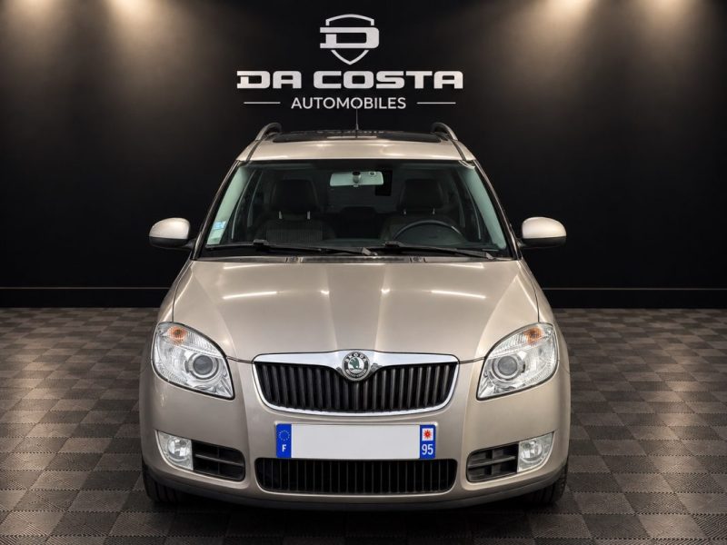 SKODA ROOMSTER 1.9 TDI 105 Cv TOIT PANORAMIQUE - PAIEMENT EN 4X POSSIBLE