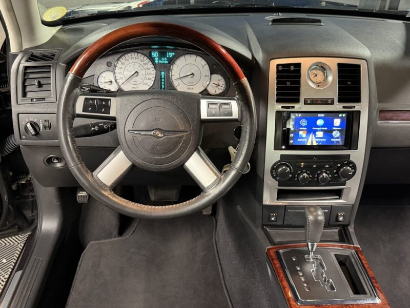 CHRYSLER 300C 2.7 i V6 177 Cv ORIGINE FRANCE / 81 900 Kms REELS - GARANTIE 12 MOIS NATIONALE