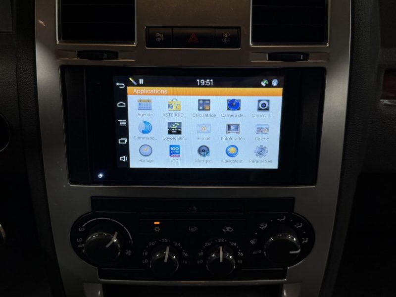 CHRYSLER 300C 2.7 i V6 177 Cv ORIGINE FRANCE / 81 900 Kms REELS - GARANTIE 12 MOIS NATIONALE