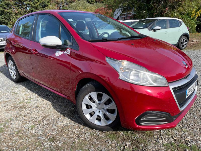 PEUGEOT 208 1.2 68 CH BVM5 LIKE  2017