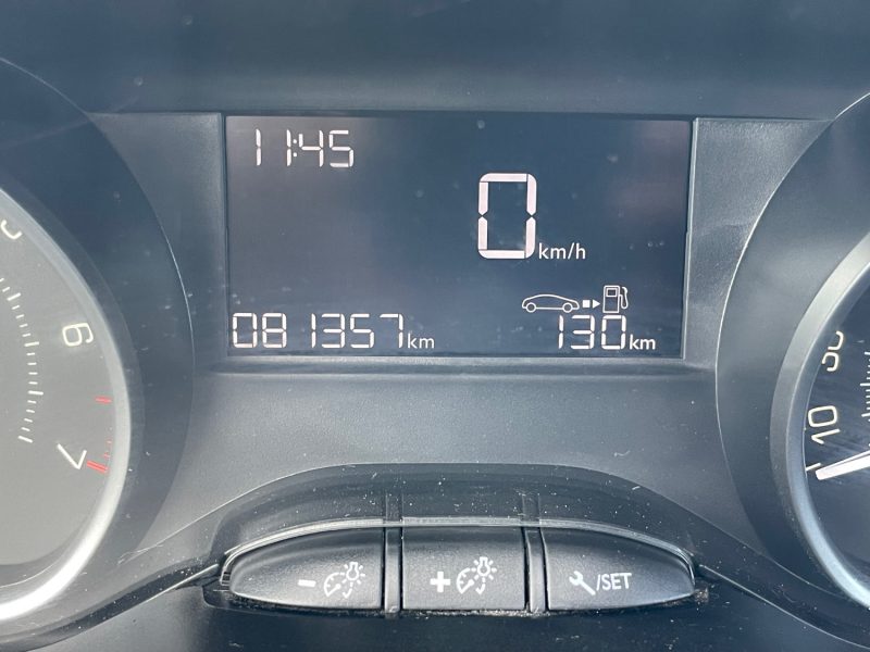 PEUGEOT 208 1.2 68 CH BVM5 LIKE  2017