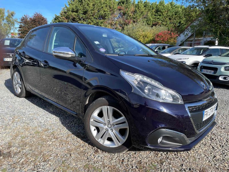 PEUGEOT 208 1.2 82CH SIGNATURE 2019