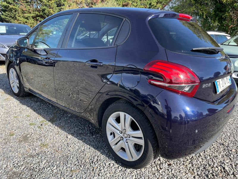 PEUGEOT 208 1.2 82CH SIGNATURE 2019