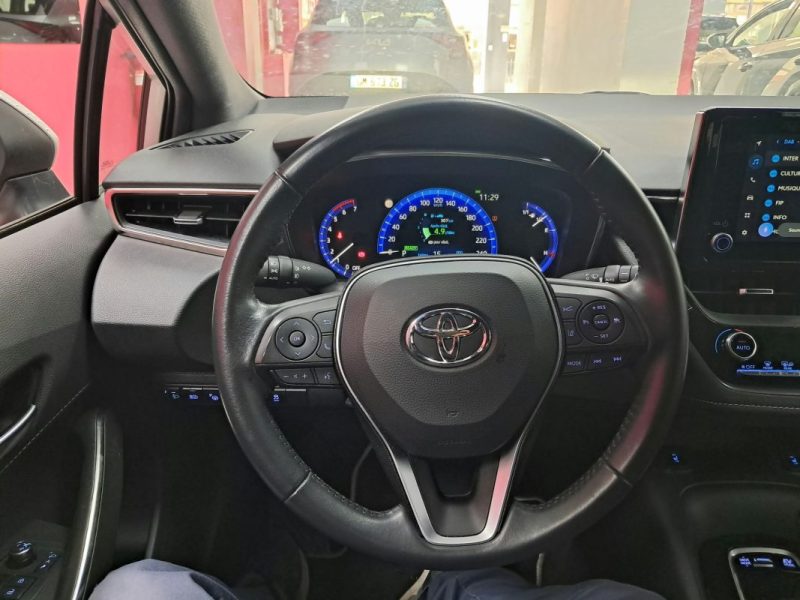 TOYOTA COROLLA TOURING SPORTS HYBRIDE 1.8 DYNAMIC BUSINESS 122cv/1 ERE MAIN/TVA RECUPERABLE