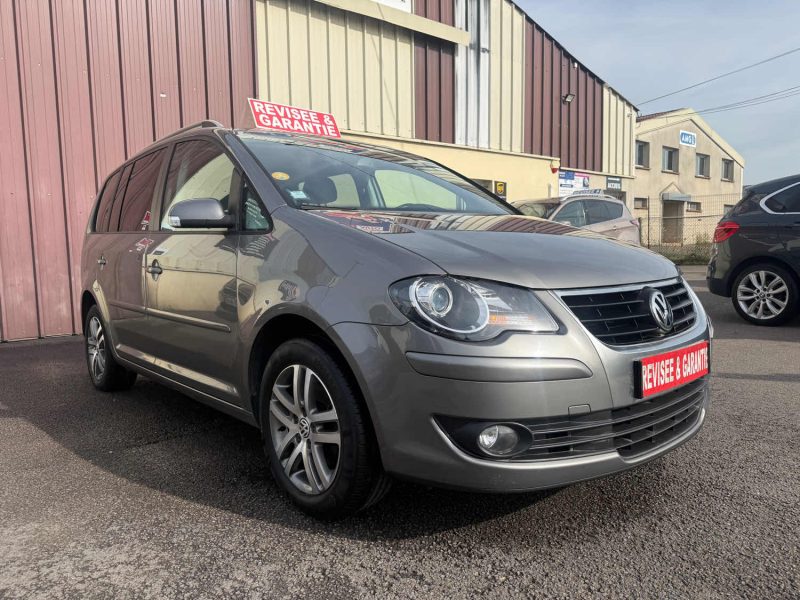 VOLKSWAGEN TOURAN 1ER MAIN PHASE 2 1.9 TDI - 8V TURBO 105CV 2009
