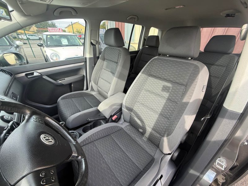 VOLKSWAGEN TOURAN 1ER MAIN PHASE 2 1.9 TDI - 8V TURBO 105CV 2009