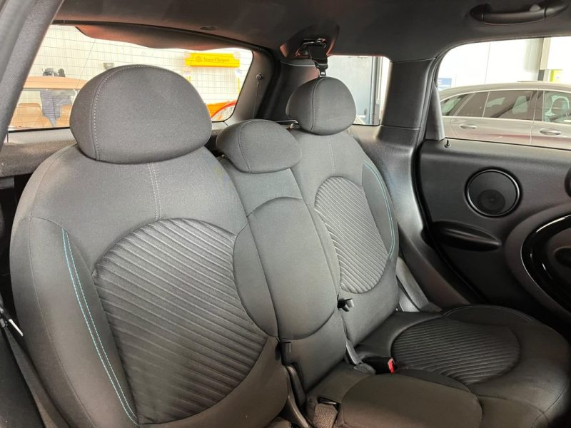 🚗 MINI COUNTRYMAN COOPER SD 2.0 143ch ☀️ Toit panoramique 📡 Radars de recul