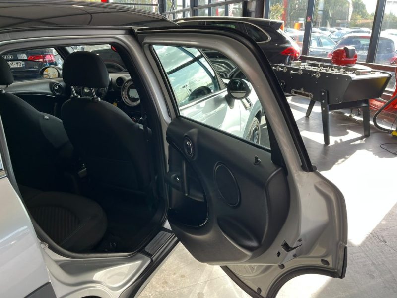 🚗 MINI COUNTRYMAN COOPER SD 2.0 143ch ☀️ Toit panoramique 📡 Radars de recul