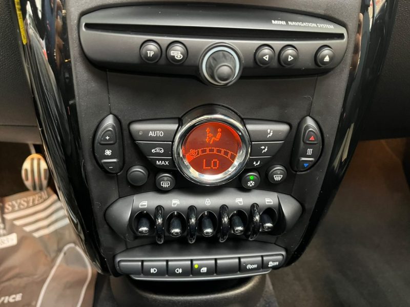 🚗 MINI COUNTRYMAN COOPER SD 2.0 143ch ☀️ Toit panoramique 📡 Radars de recul