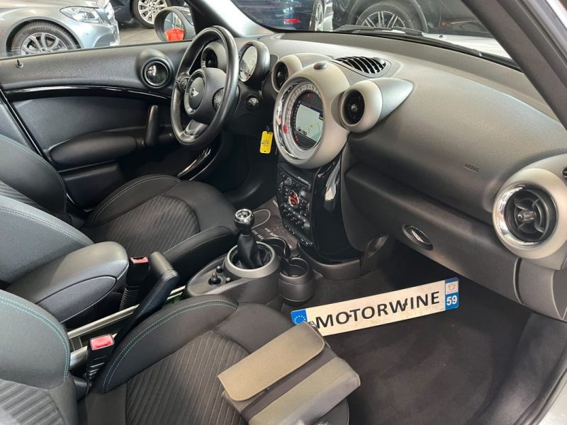 🚗 MINI COUNTRYMAN COOPER SD 2.0 143ch ☀️ Toit panoramique 📡 Radars de recul