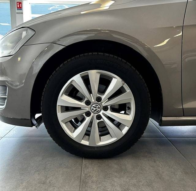 VOLKSWAGEN GOLF 1.6 TDI 105 CH CONFORTLINE 2014