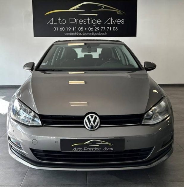 VOLKSWAGEN GOLF 1.6 TDI 105 CH CONFORTLINE 2014