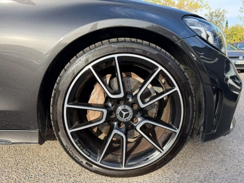 MERCEDES CLASSE C Coupé 220D AMG / TOIT OUVRANT / SIEGE ELECTRIQUES / CARPLAY