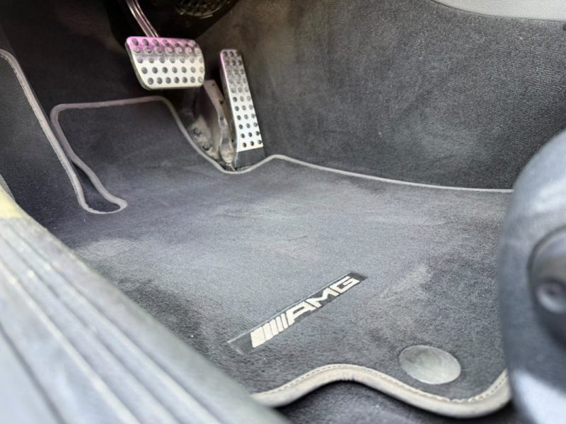 MERCEDES CLASSE C Coupé 220D AMG / TOIT OUVRANT / SIEGE ELECTRIQUES / CARPLAY