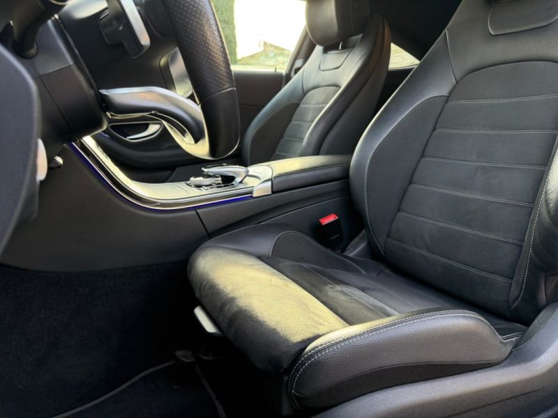 MERCEDES CLASSE C Coupé 220D AMG / TOIT OUVRANT / SIEGE ELECTRIQUES / CARPLAY