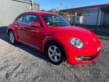 VOLKSWAGEN BEETLE 1.6 TDI 105 CV