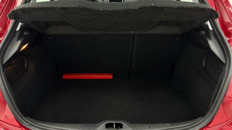 PEUGEOT 208 1.6 HDI ALLURE 92 CH GARANTIE