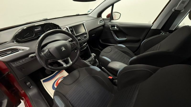 PEUGEOT 208 1.6 HDI ALLURE 92 CH GARANTIE
