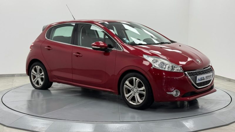 PEUGEOT 208 1.6 HDI ALLURE 92 CH GARANTIE