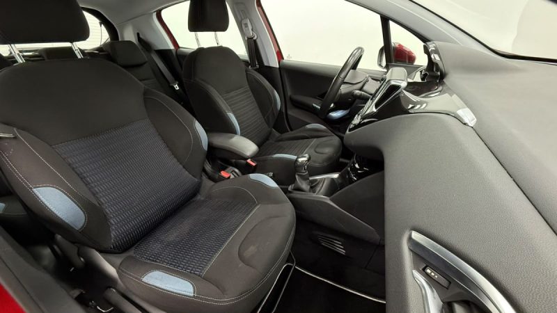 PEUGEOT 208 1.6 HDI ALLURE 92 CH GARANTIE