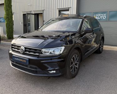 VOLKSWAGEN Tiguan 2.0 TDI -  CONFORT LINE - Toit ouvrant - Attelage - ENTRETIEN COMPLET 