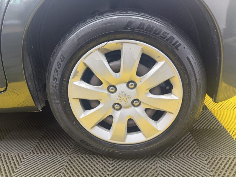 PEUGEOT 207 1.4 16V 95CH ACTIVE 