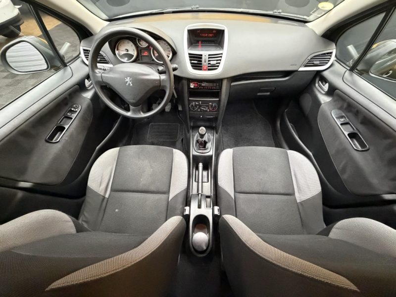 PEUGEOT 207 1.4 16V 95CH ACTIVE 
