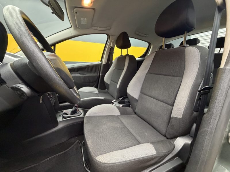 PEUGEOT 207 1.4 16V 95CH ACTIVE 