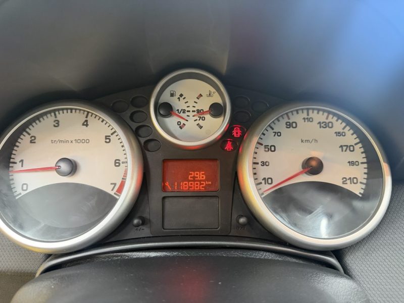 PEUGEOT 207 1.4 16V 95CH ACTIVE 