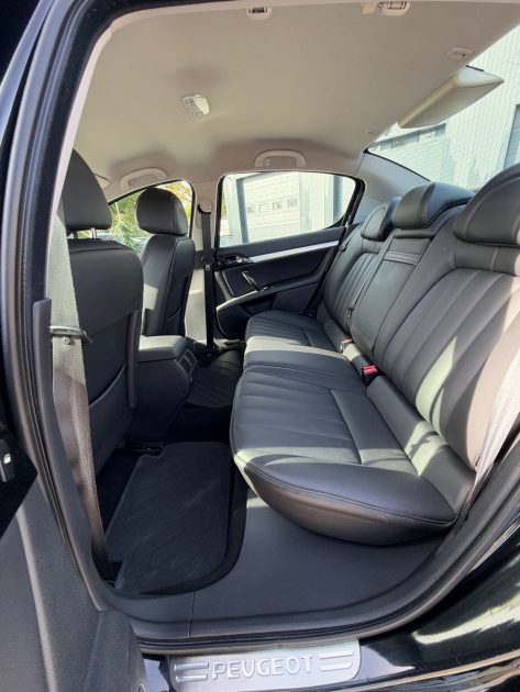 PEUGEOT 407 1.6 HDI 110 CH TRES BON ETAT-PREMIERE MAIN 71 000 KM 