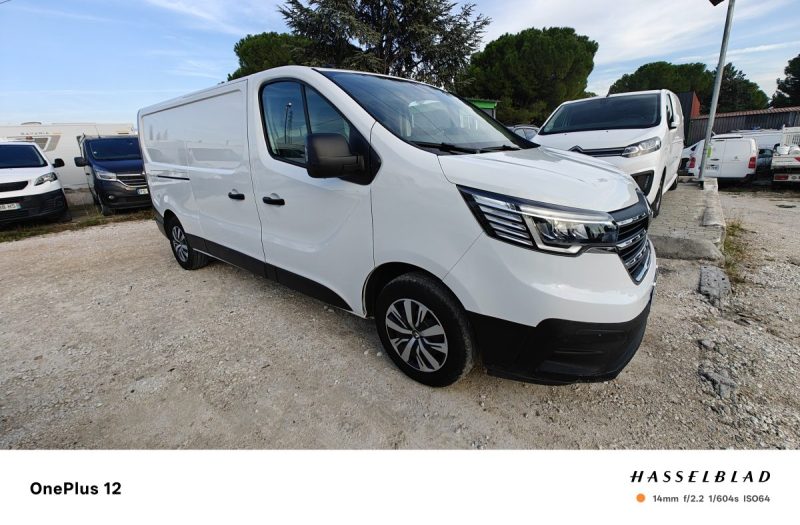 RENAULT TRAFIC III 2.0 DCI 130 CV L2H1 GARND CONFORT 2.0 DCI 130 (FGMY) 2023