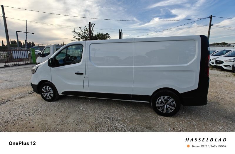 RENAULT TRAFIC III 2.0 DCI 130 CV L2H1 GARND CONFORT 2.0 DCI 130 (FGMY) 2023