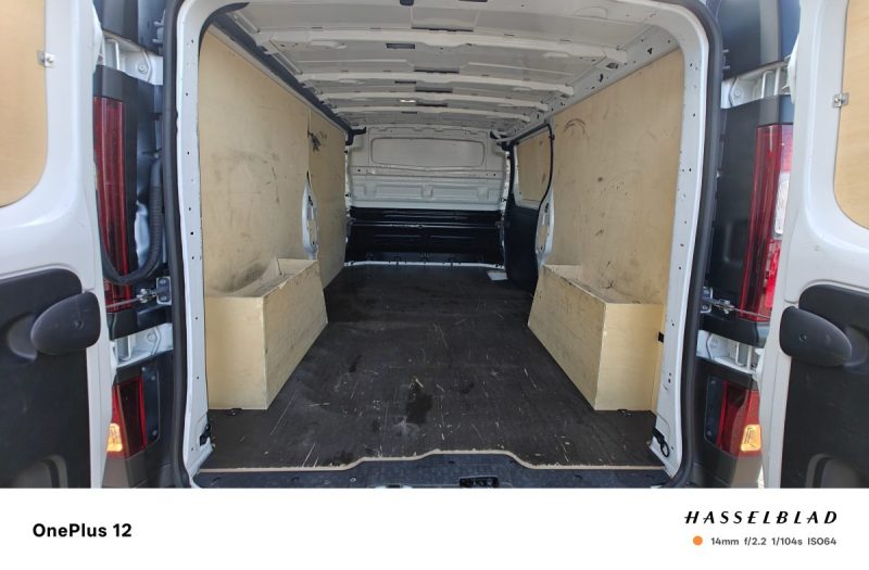 RENAULT TRAFIC III 2.0 DCI 130 CV L2H1 GARND CONFORT 2.0 DCI 130 (FGMY) 2023