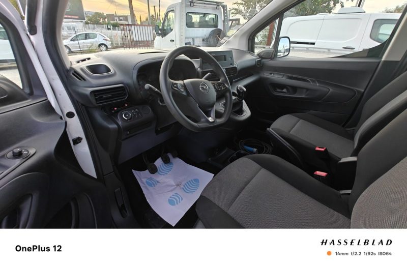 OPEL COMBO CAMIONNETTEMONOSPACE 1.5 D 2020