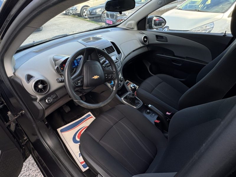 CHEVROLET AVEO 1.4 i PACK LT 155000KM AVEC GARANTIE 