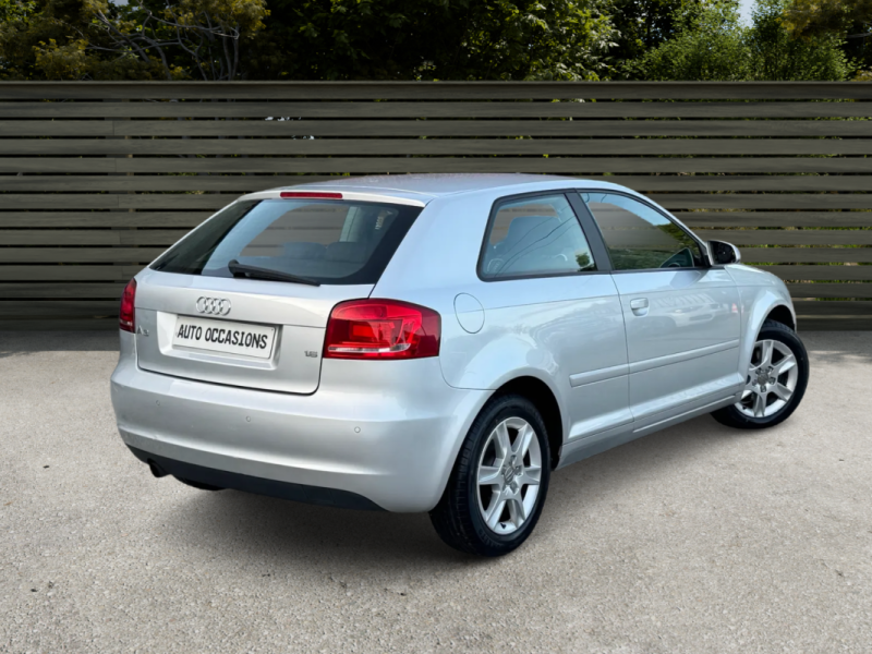 AUDI A3 1.6 I 102Ch PACK SPORT GARANTIE 6 MOIS 