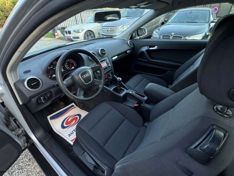 AUDI A3 1.6 I 102Ch PACK SPORT GARANTIE 6 MOIS 