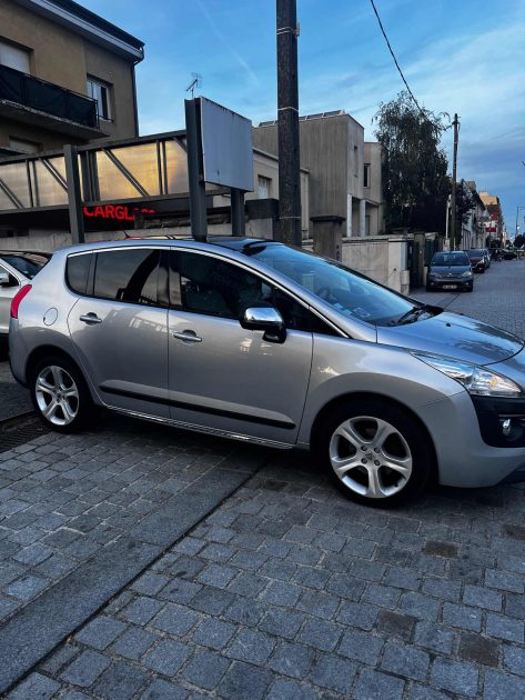PEUGEOT 3008 MONOSPACE 1.6 THP 2011