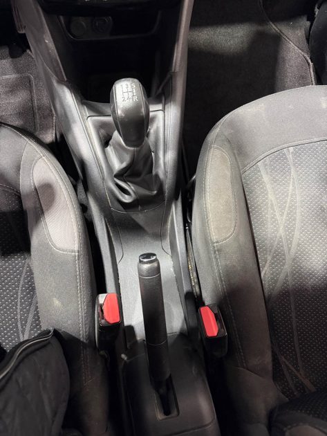PEUGEOT 208  1.6 HDI 92ch , Entretien complet chez Peugeot , 2eme main