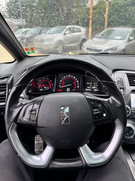 DS DS5 2.0 BLUE HDI 180 SPORT CHIC 2016