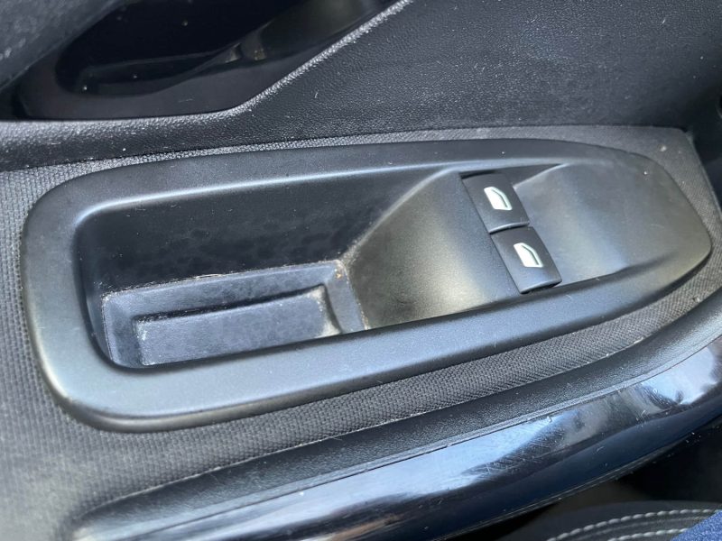 PEUGEOT 208 1.0 VTI 68CH ACCESS