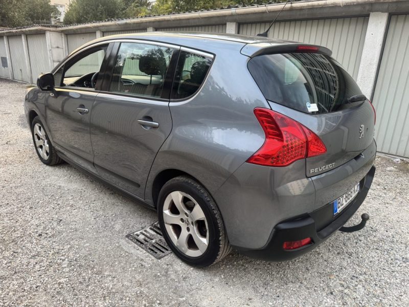 PEUGEOT 3008  1.6 HDI 112CV BOÎTE AUTOMATIQUE  2011