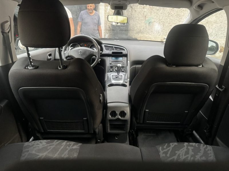 PEUGEOT 3008  1.6 HDI 112CV BOÎTE AUTOMATIQUE  2011