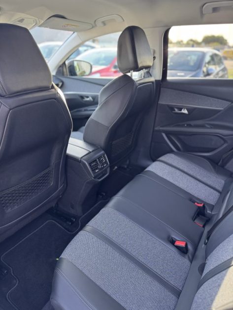 PEUGEOT 3008 SUV HDI 130 ALLURE BUSINESS 2019
