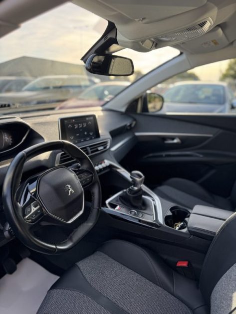 PEUGEOT 3008 SUV HDI 130 ALLURE BUSINESS 2019